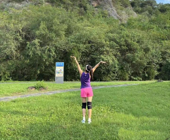 谈球吧黄山市成功举办全国首次《软式棒垒球教程》教师培训推动校园体育创新发展